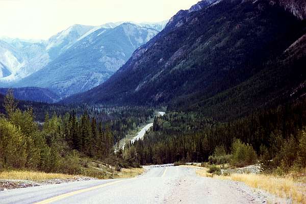 13.Muncho Lake - Coal River: "Zwischen Muncho Lake und Liard River"