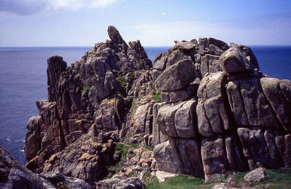 22. Lands End - Polmassick: "Logans Rock"