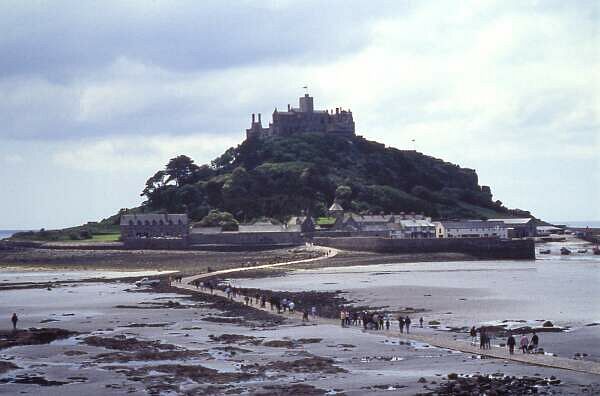 22. Lands End - Polmassick: "St. Michaels Mount"